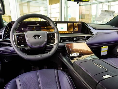 New 2026 INFINITI QX80 4WD image 16
