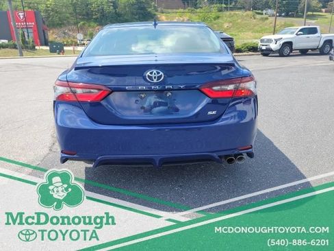 Used 2024 Toyota Camry SE FWD image 7