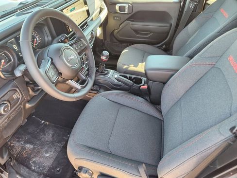 New 2026 Jeep Wrangler Unlimited Rubicon image 9