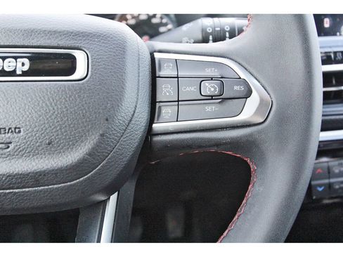 Used 2023 Jeep Compass Trailhawk image 19