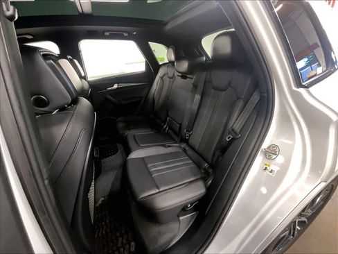 Used 2023 Audi SQ5 Prestige w/ Prestige Package AWD/4WD image 27