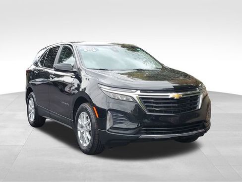 Certified 2024 Chevrolet Equinox LT w/ LPO, Floor Liner Package image 7