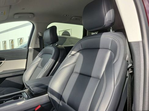 Certified 2024 Lincoln Nautilus Premier AWD/4WD image 17