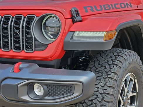 New 2025 Jeep Wrangler Unlimited Rubicon image 8