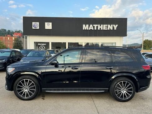 Used 2024 Mercedes-Benz GLS 580 4MATIC image 3