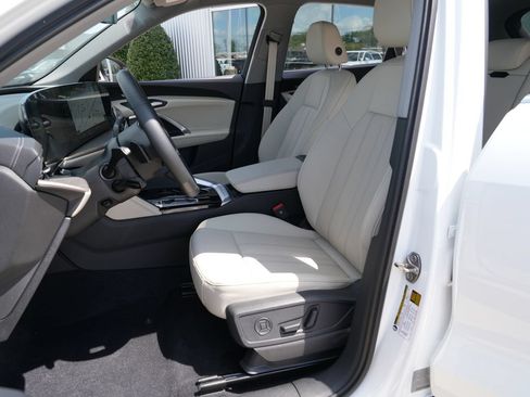 Used 2025 Audi Q5 Premium Plus w/ Premium Plus AWD/4WD image 21