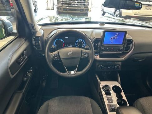 Used 2024 Ford Bronco Sport Big Bend w/ Convenience Package AWD/4WD image 2