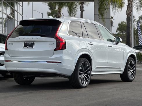 New 2026 Volvo XC90 B6 Ultra image 5