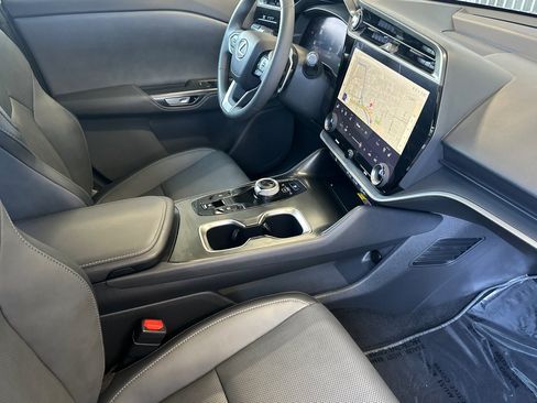 Used 2025 Lexus RZ 450e w/ Cold Area Package AWD/4WD image 15