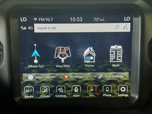 Used 2023 Jeep Wrangler Sahara w/ Cold Weather Group image 21