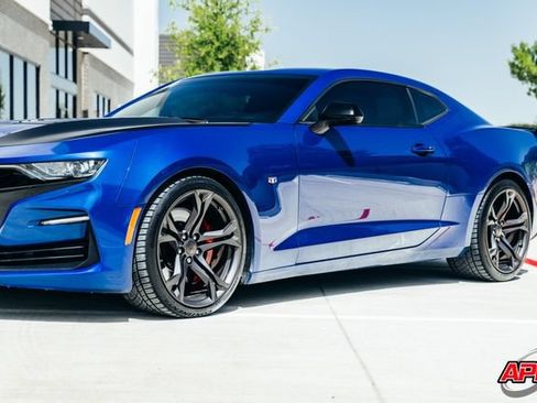Used 2019 Chevrolet Camaro SS RWD image 58