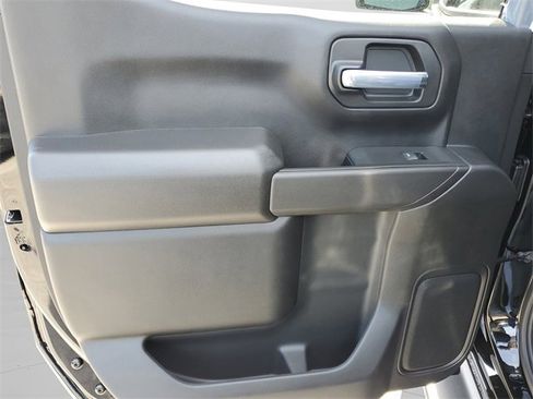 New 2026 Chevrolet Silverado 1500 Custom image 9