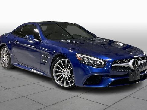Used 2017 Mercedes-Benz SL 550 image 2