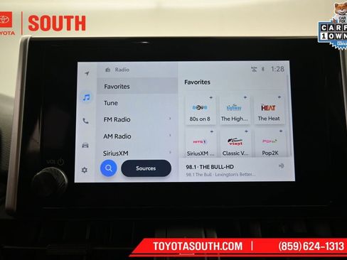Used 2025 Toyota RAV4 XLE AWD/4WD image 14