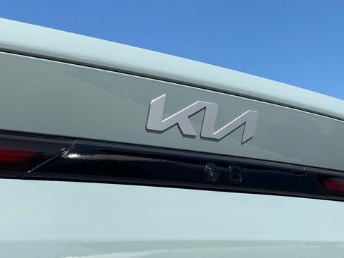 New 2026 Kia K4 FWD image 5