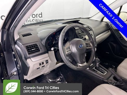 Used 2015 Subaru Forester 2.5i Touring AWD/4WD image 3