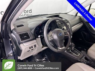 Used 2015 Subaru Forester 2.5i Touring AWD/4WD video 3