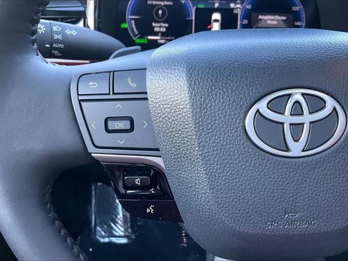 Used 2026 Toyota Camry XSE AWD/4WD image 23