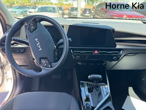New 2026 Kia Niro LX FWD image 11