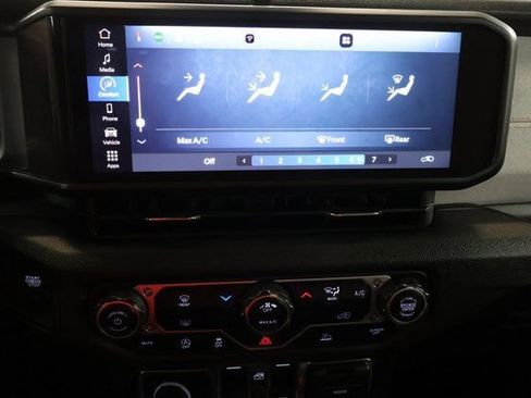 Used 2024 Jeep Wrangler Unlimited Sport AWD/4WD image 19