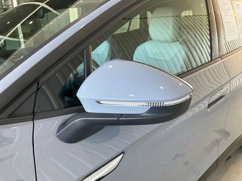 Used 2022 Volkswagen ID.4 Pro S RWD image 3