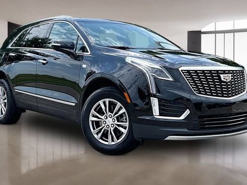 Certified 2022 Cadillac XT5 Premium Luxury FWD image 11