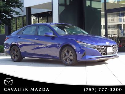 Used 2022 Hyundai Elantra SEL w/ Convenience Package