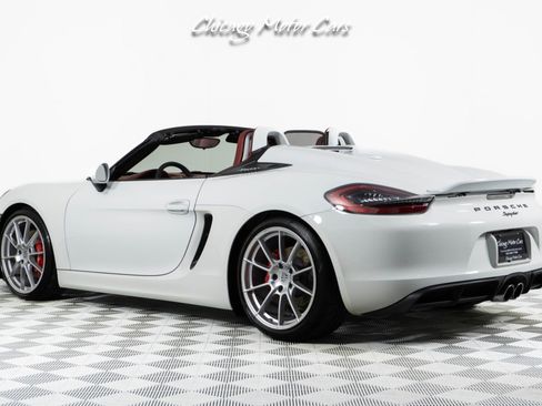 Used 2016 Porsche Boxster Spyder image 16