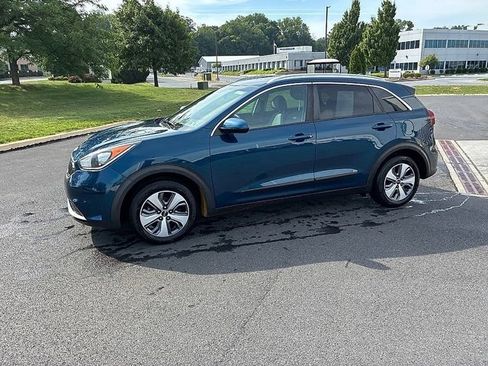 Used 2019 Kia Niro LX FWD image 17
