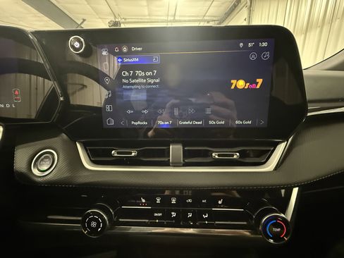 Used 2025 Chevrolet Equinox LT image 27