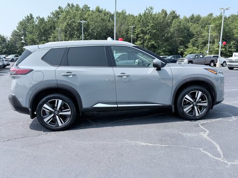 Used 2021 Nissan Rogue SL w/ Premium Package AWD/4WD image 4
