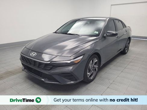 Used 2025 Hyundai Elantra Sport FWD image 1