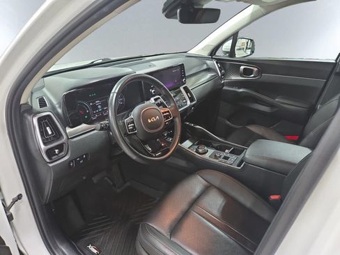 Used 2023 Kia Sorento EX AWD/4WD image 6