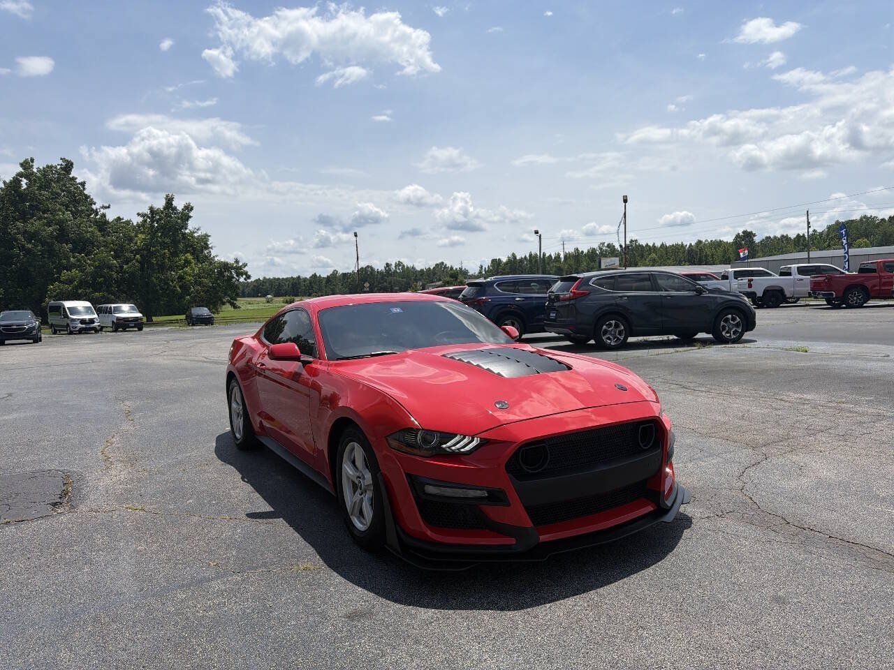 Used 2019 Ford Mustang Coupe RWD image 4