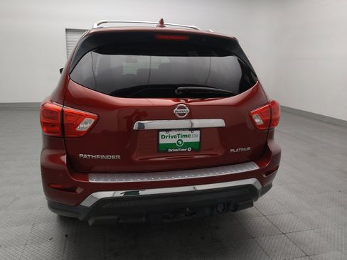 Used 2020 Nissan Pathfinder Platinum FWD image 6