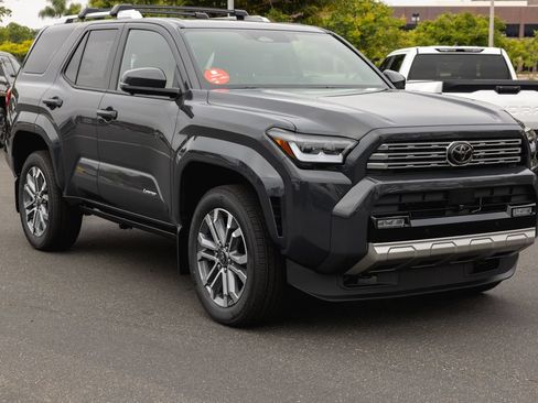 New 2026 Toyota 4Runner Limited AWD/4WD image 3