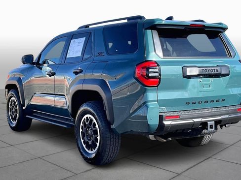 Certified 2025 Toyota 4Runner TRD Off-Road Premium image 10