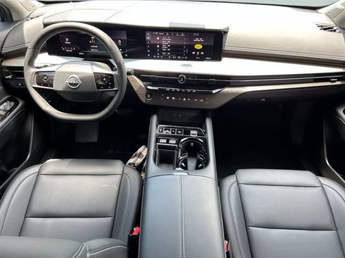 Used 2025 Nissan Murano SL AWD/4WD image 16
