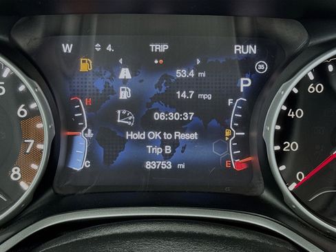 Used 2020 Jeep Compass Limited image 8