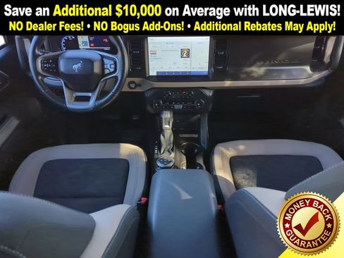 Used 2023 Ford Bronco Wildtrak image 17