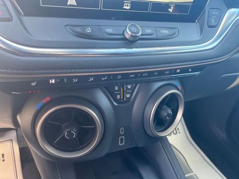 Used 2024 Chevrolet Blazer Premier w/ LPO, Black Grille Bar Package image 15