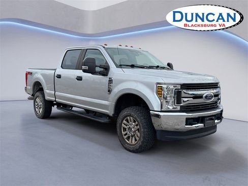 Used 2019 Ford F250 XL w/ STX Appearance Package image 1