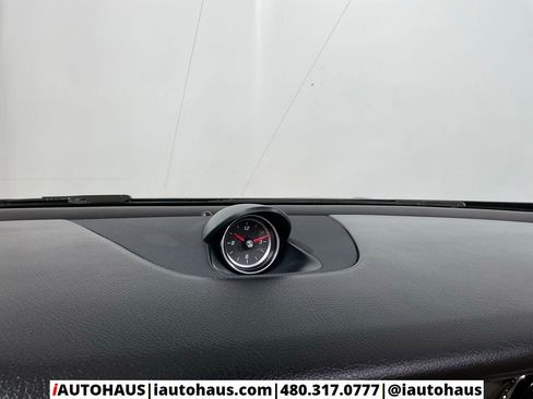 Used 2019 Mercedes-Benz SLC 300 w/ Premium Package image 22