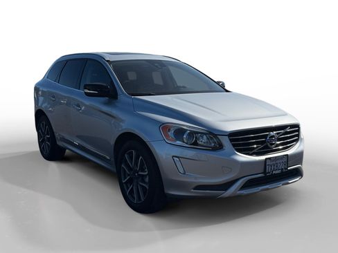 Used 2017 Volvo XC60 T6 Dynamic w/ Climate Package AWD/4WD image 7
