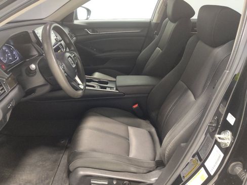 Used 2020 Honda Accord EX image 17