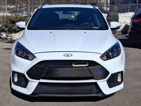 Used 2017 Ford Focus RS image 29