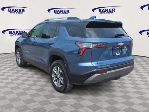Used 2025 Chevrolet Equinox LT w/ Convenience Package II AWD/4WD image 5
