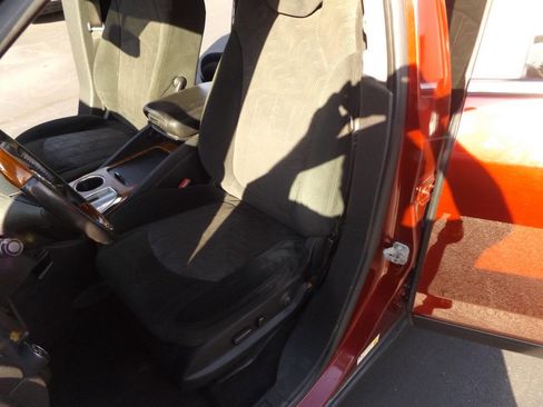 Used 2011 Buick Enclave CX w/ Driver Confidence Package image 15