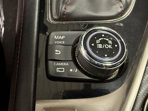 Used 2022 INFINITI Q60 Red Sport 400 w/ Carbon Fiber Package image 26