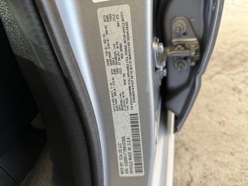Used 2024 RAM 1500 Laramie AWD/4WD image 57